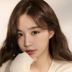 初代网红雪梨被曝大瓜,揭秘背后惊人真相